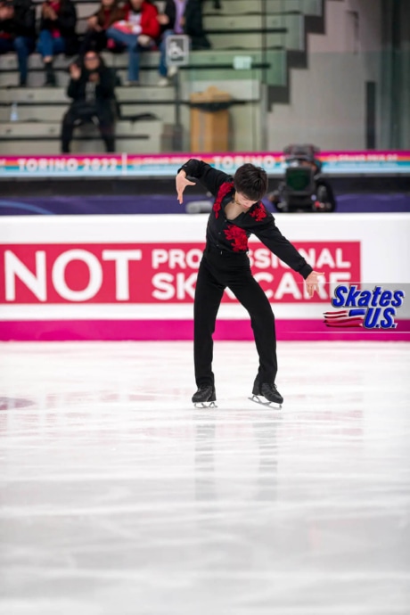 Ice Gallery Skates U.S.
